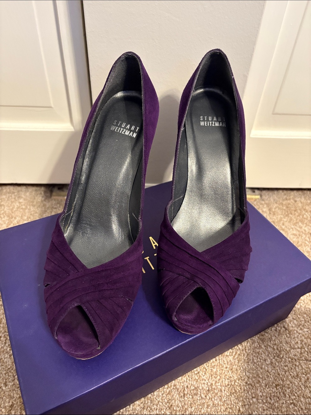 Stuart Weitzman Eggplant Purple Suede Peep-Toe Heels Women 8 - Picture 2 of 13